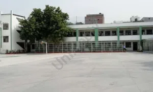 Shaheed Rajpal DAV Public School, Dayanand Vihar, Anand Vihar, Delhi School Building