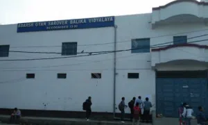 Adarsh Gyan Sarovar Balika Vidyalaya, Gamri, Delhi School Building
