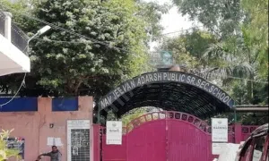 Navjeevan Adarsh Public School, Gautampuri, Delhi School Building