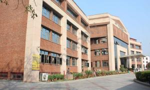 Amity International School, Sector 7, Pushp Vihar, Delhi
