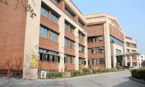 Amity International School, Sector 7, Pushp Vihar, Delhi School Building