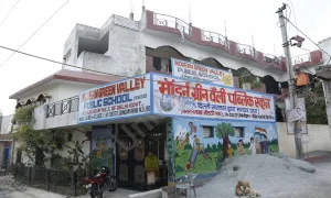 Modern Green Valley Public School, Sangam Vihar, Delhi School Building