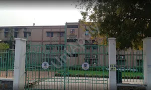 Cambridge School, Sri Niwaspuri, Delhi School Building