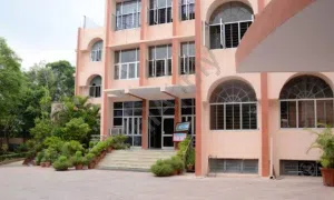 DAV Public School, Vasant Kunj, Delhi School Building