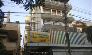 GD Goenka La Petite, Janakpuri, Delhi School Building