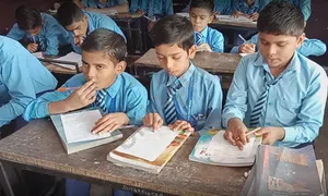 S.V.N. Public School, Bharat Colony, Faridabad Classroom