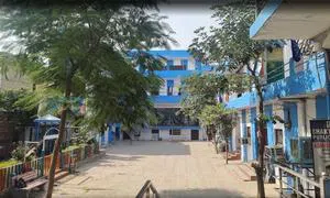 Shaktipeeth Public School, Sgm Nagar, Faridabad School Building