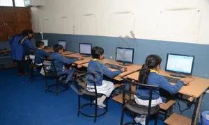 Swami Dharmanand Senior Secondary School, Sector 59, Ballabgarh, Faridabad Computer Lab