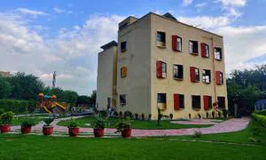 Shri Rama Bharti Play School, Sector 15, Bahadurgarh School Building