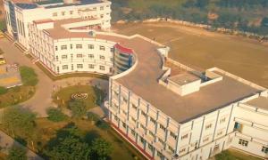 Om Public School