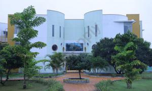 Green Dot International School