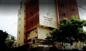 Guru Harkrishan High School And Junior College of Commerce, Santacruz West, Mumbai