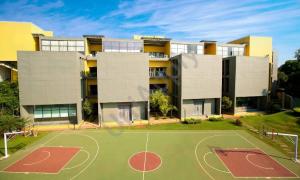 Singapore International School