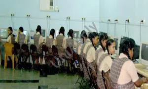 Sitaram Poddar Balika Vidhyalaya, Fanas Wadi, Kalbadevi, Mumbai Computer Lab