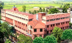 Holy Family Convent School And Junior College