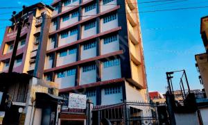 Infant Jesus High School