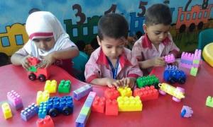 Noble English School, Guruwar Peth, Pune