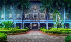 St. Vincent's High School