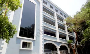 DES New English Medium School, Shaniwar Peth, Pune School Building