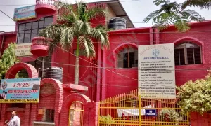 Indian National Public School, Sector 20, Noida School Building