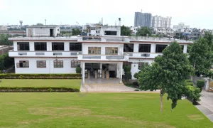 New Era School, Pandav Nagar, Ghaziabad School Building