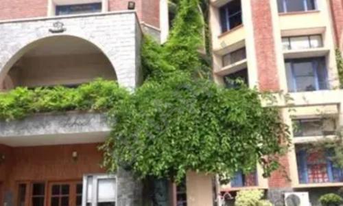 Saupins School, Sector 32-A, Chandigarh 2