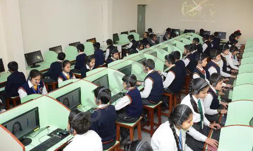 Faith Academy Second Shift (Afternoon Shift), Prasad Nagar, Delhi Computer Lab