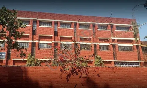 C.L. Bhalla Dayanand Model School, Karol Bagh, Delhi School Building