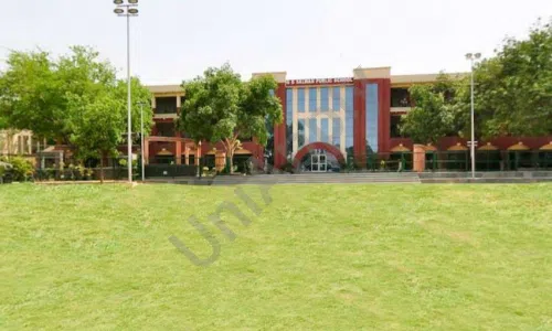 Gyan Devi Salwan Public School, Rajender Nagar, Delhi School Building