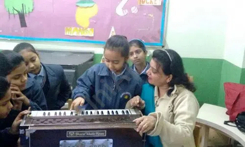 Gyan Devi Salwan Public School, Rajender Nagar, Delhi Music 1