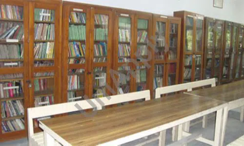 Salwan Girls' Senior Secondary School, Rajender Nagar, Delhi Library/Reading Room