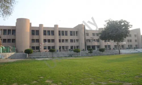 St. Michael's Senior Secondary School, Karol Bagh, Delhi School Building