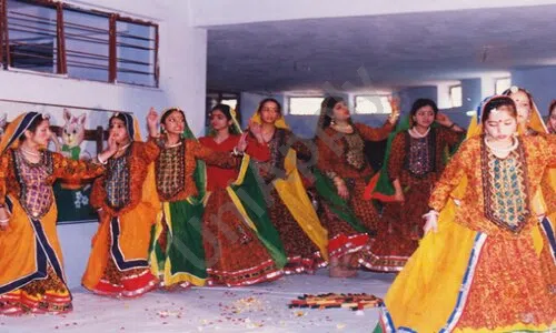 Tagore Modern Public School, Motia Khan, Pahar Ganj, Delhi Dance
