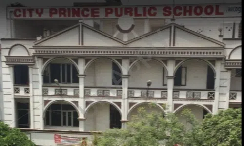 City Prince Public School, Kalyan Puri, Delhi School Building