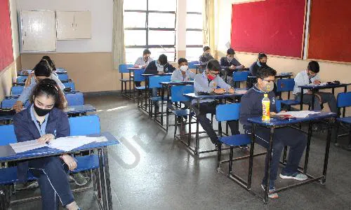 Bharat National Public School, Ram Vihar, Karkardooma, Delhi Classroom