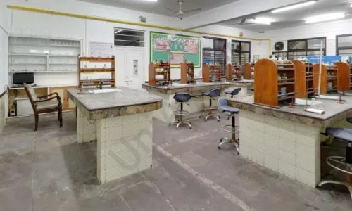 ASN Senior Secondary School, Mayur Vihar Phase 1, Delhi Science Lab