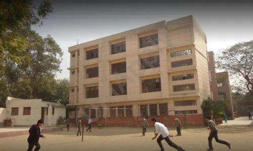 Rishabh Public School, Mayur Vihar Phase 1, Delhi School Building
