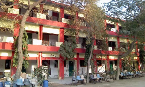 Delhi Convent School, Pandav Nagar, Delhi School Building