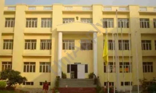 East Point School, Vasundhara Enclave, Delhi School Building
