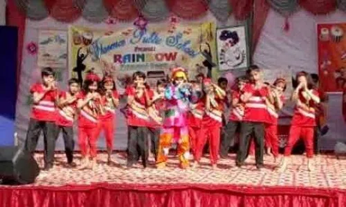 Florence Public School, Pratap Nagar, Mayur Vihar Phase 1, Delhi Dance