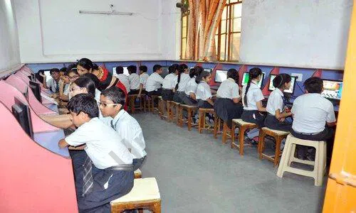 Hans Raj Smarak School, Krishna Nagar, Delhi Computer Lab