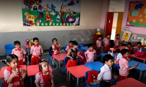 Kala Niketan International School, Ip Enclave, Ghazipur, Delhi Classroom