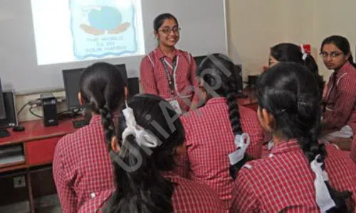 Bal Bhavan Public School, Laxmi Nagar, Delhi Smart Classes