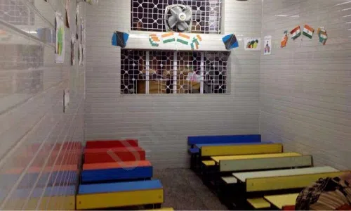 Tagore Public School, Jheel Khurenja, Geeta Colony, Delhi Classroom