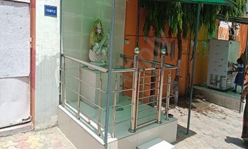 Usha Convent School, Wazirabad, Delhi 1