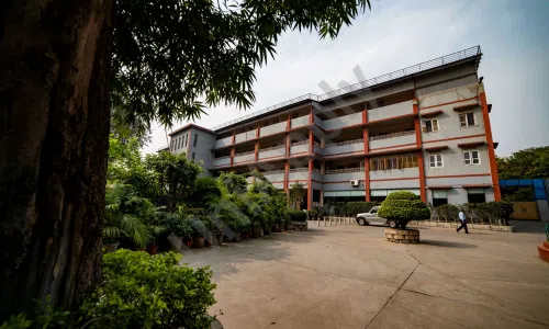 Lilawati Vidya Mandir Senior Secondary School, Shakti Nagar, Delhi School Building
