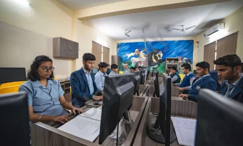 Lilawati Vidya Mandir Senior Secondary School, Shakti Nagar, Delhi Computer Lab