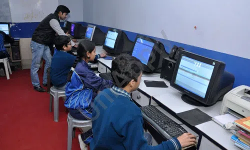 Nalanda Modern Public School, Sant Nagar, Burari, Delhi Computer Lab