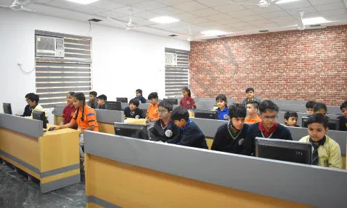 The Samarth School, Dilshad Garden, Delhi Computer Lab