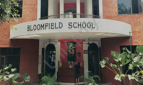 Bloomfield Public School, Dilshad Garden, Delhi School Building 1